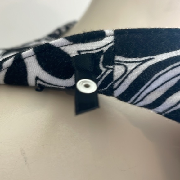 TALBOTS Black and white Paisley floral midi floral dress with drawstring waist. - Picture 7 of 10